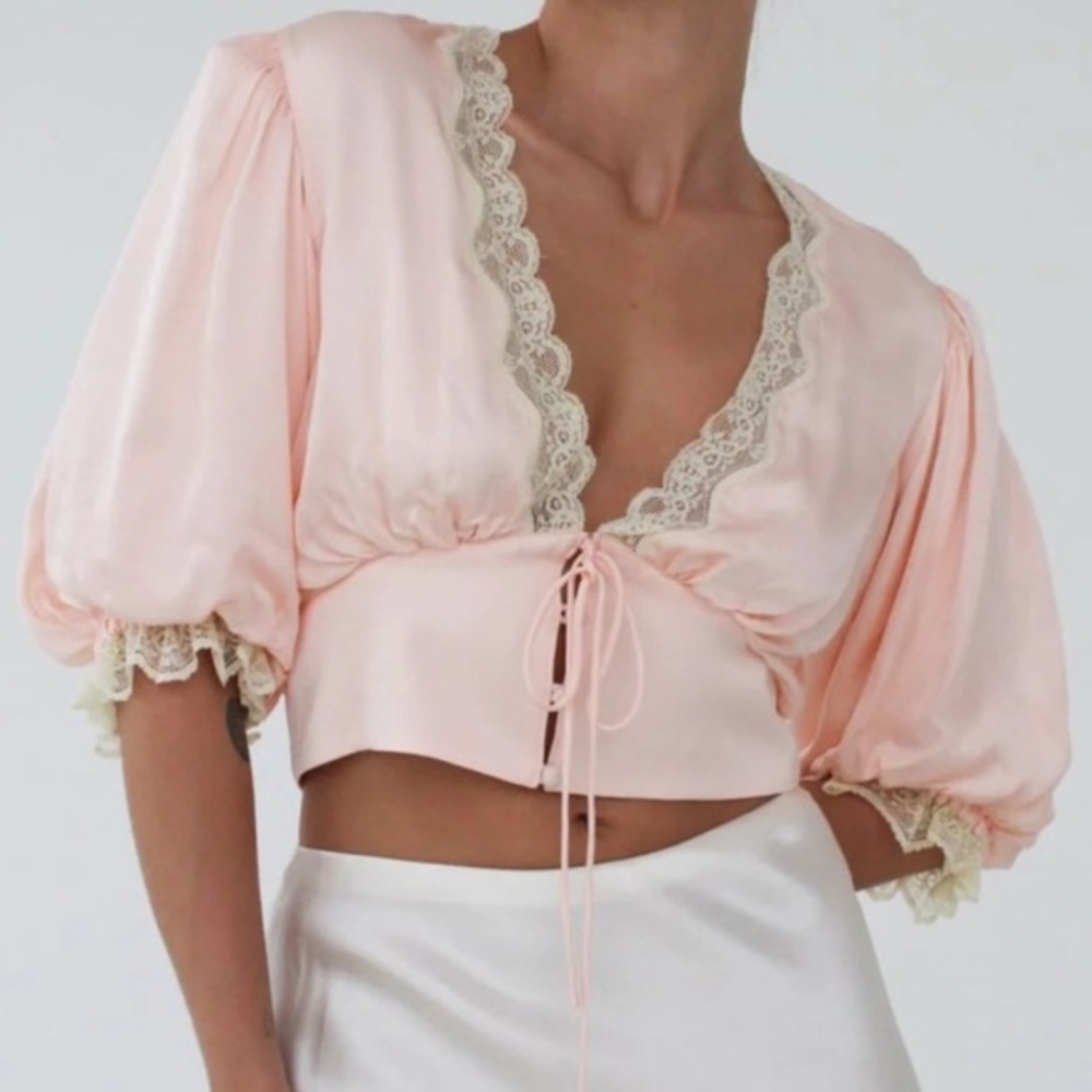 Rumored Honey Blouse in Pattycake Peach